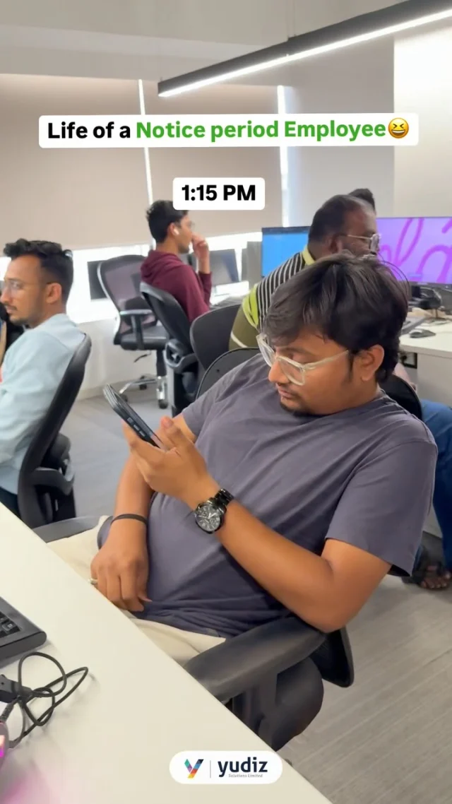 Ab toh maze hi maze hai! 😆
Share it with your notice period #collegues 😂😜
(Notice period Employee, corporate funny videos)
.
.
#ranveerallahbadia #beerbiceps #samayraina #corporate #office #indiasgotlatent #samay #noticeperiod #funny #fyp #comedy #officereels #foryou #foryoupage #fun #funnyvideos #trending #kaathumela #officemate #manager #trendingreels #lifeatyudiz